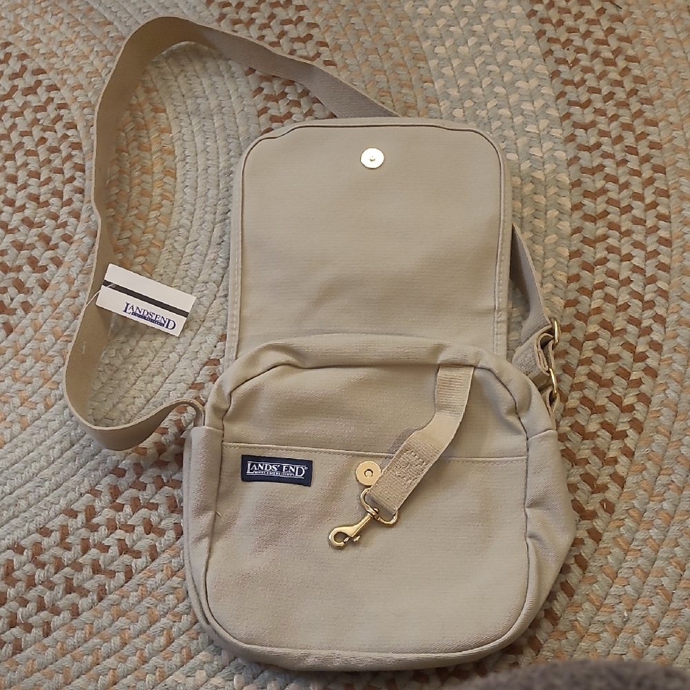 Lands' End Tan Crossbody Bag with Gold Accents Vibrage But New With Tags